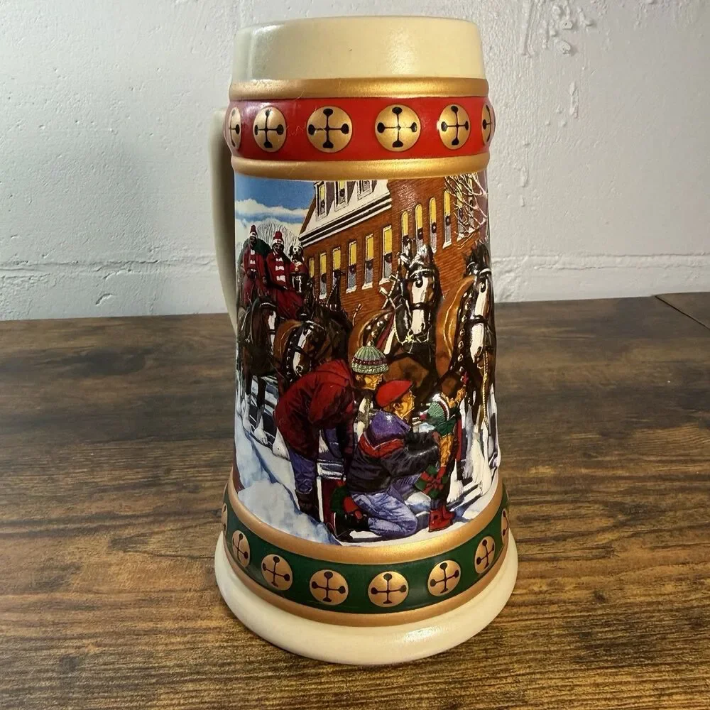 1993 Anheuser Busch Budweiser Hometown Holidays Christmas Beer Stein Clydesdales